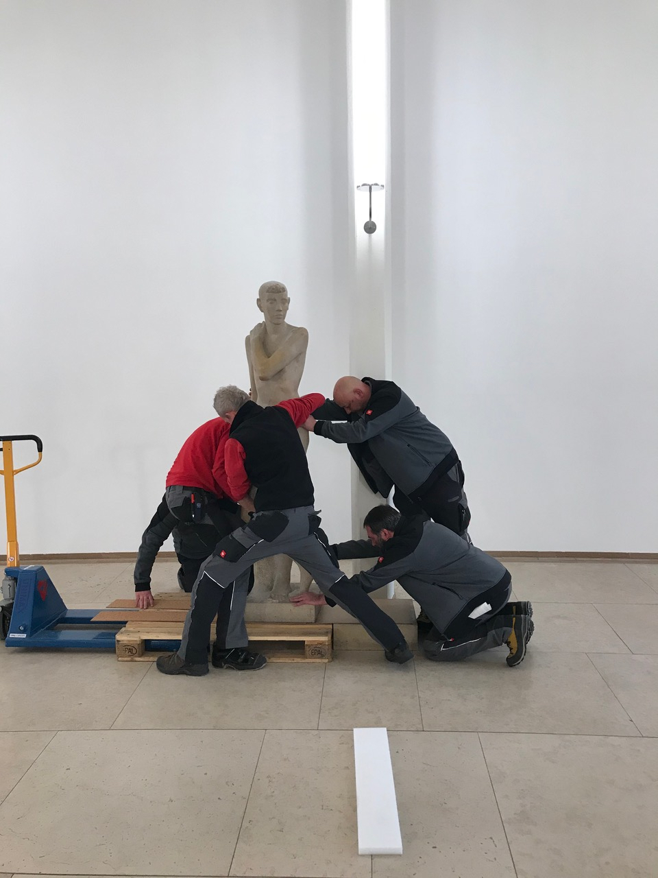 Boltshauser Architekten Umzug Skulptur ETA-2
